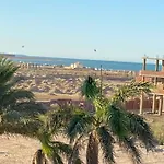 Red Ruby Compound منتجع الياقوتة الحمراء